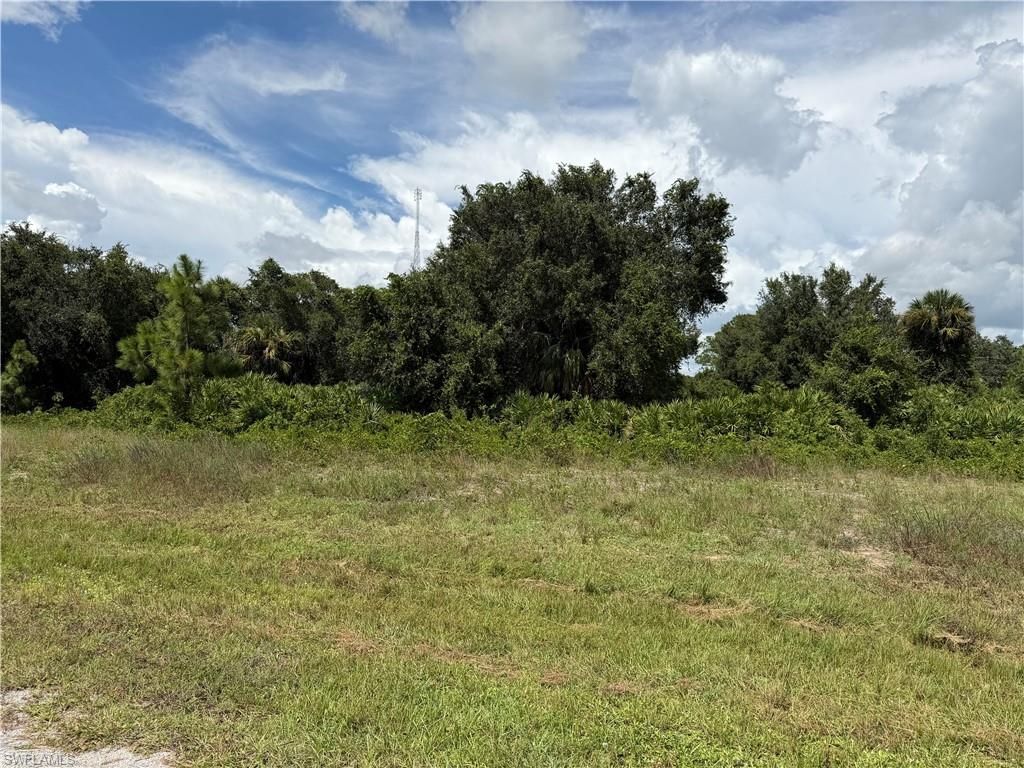 6060 Pecan CIR, LABELLE, FL 33935 — photo 2