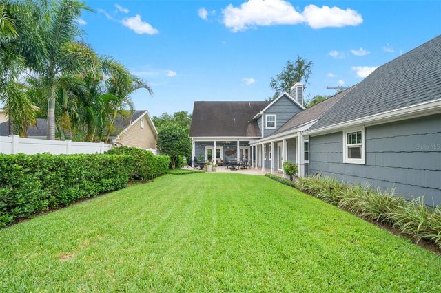 3233 W PARKLAND BOULEVARD, Tampa, FL 33609