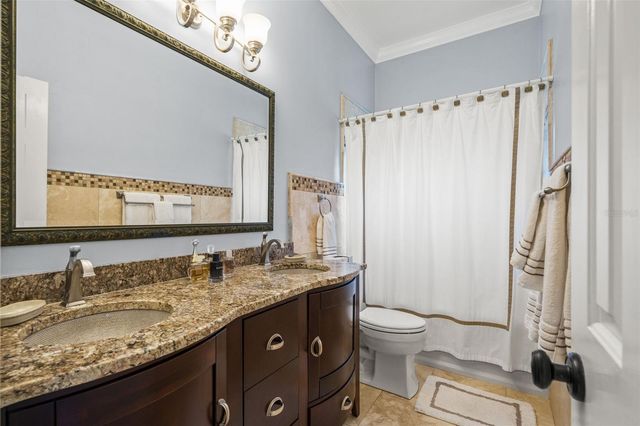 3233 W PARKLAND BOULEVARD, Tampa, FL 33609