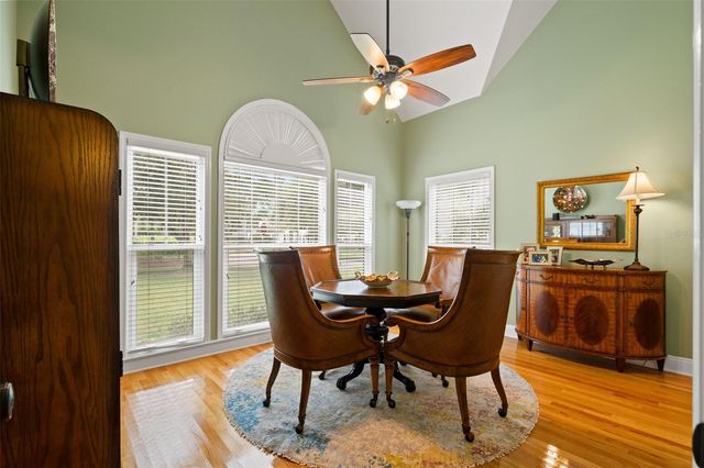 3233 W PARKLAND BOULEVARD, Tampa, FL 33609