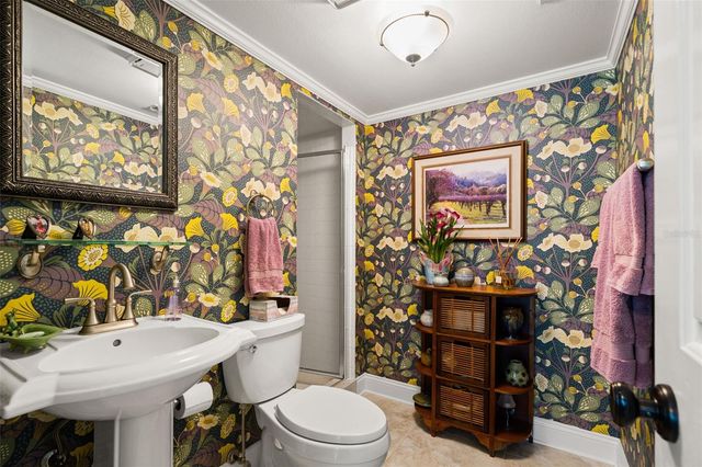 3233 W PARKLAND BOULEVARD, Tampa, FL 33609