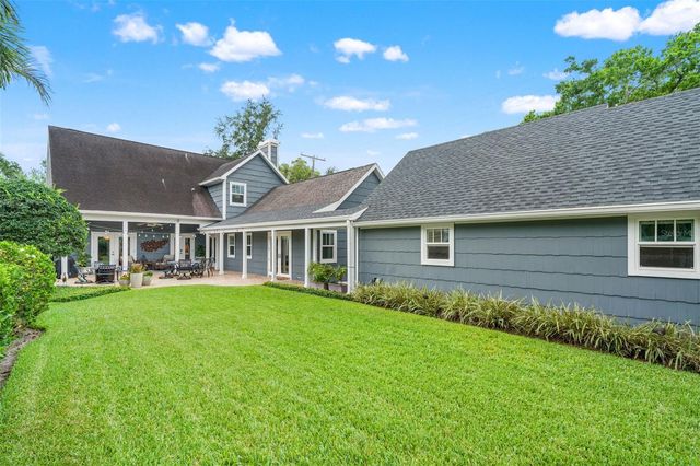 3233 W PARKLAND BOULEVARD, Tampa, FL 33609