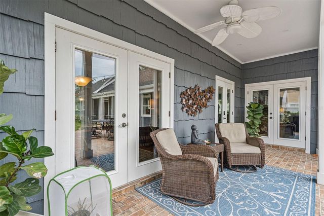 3233 W PARKLAND BOULEVARD, Tampa, FL 33609