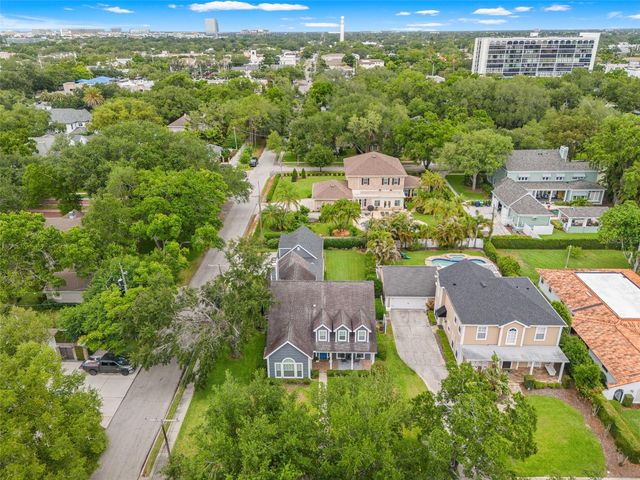 3233 W PARKLAND BOULEVARD, Tampa, FL 33609