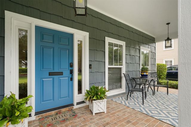 3233 W PARKLAND BOULEVARD, Tampa, FL 33609