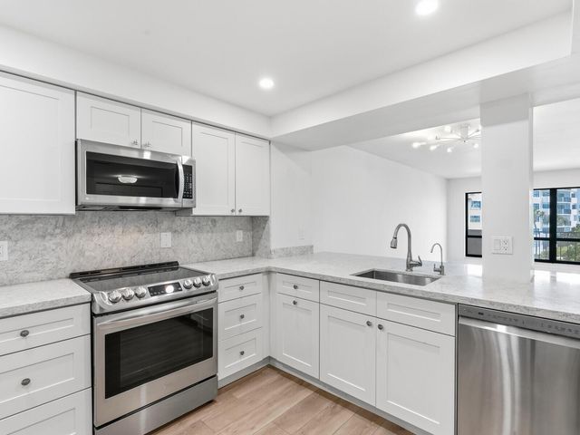 5000 N Ocean Boulevard 306, Lauderdale By The Sea, FL 33308