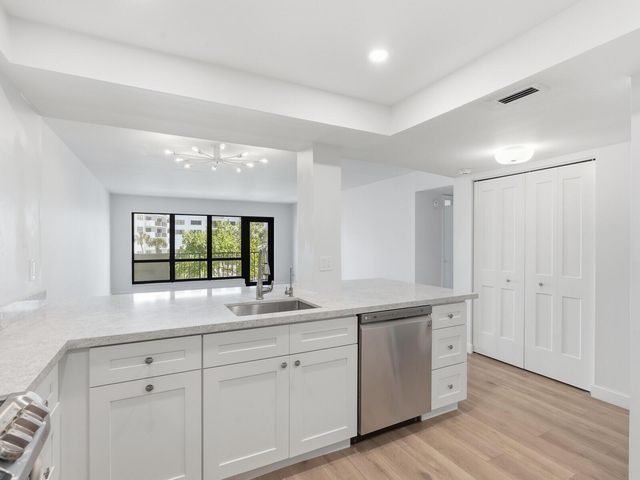 5000 N Ocean Boulevard 306, Lauderdale By The Sea, FL 33308