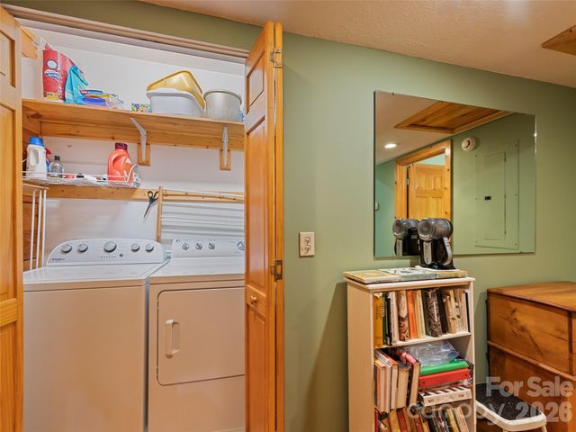 970 Campbell Mountain Drive, Waynesville, NC 28785