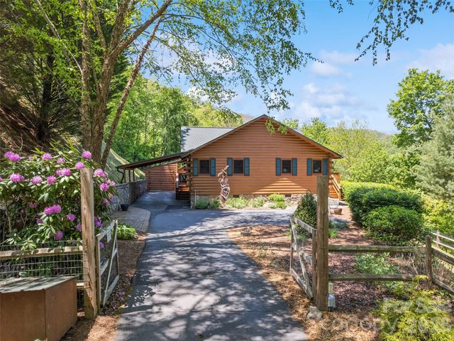 970 Campbell Mountain Drive, Waynesville, NC 28785
