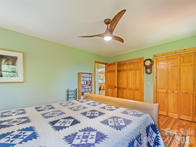 970 Campbell Mountain Drive, Waynesville, NC 28785
