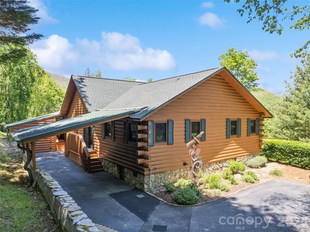 970 Campbell Mountain Drive, Waynesville, NC 28785