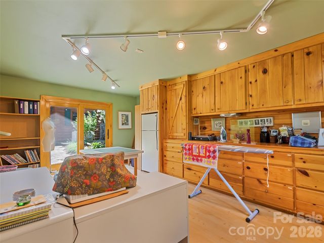 970 Campbell Mountain Drive, Waynesville, NC 28785