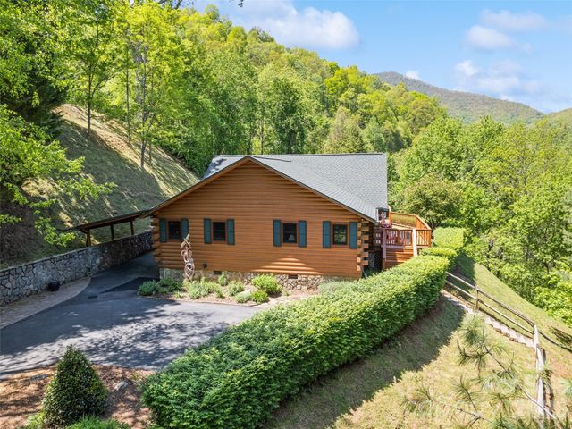 970 Campbell Mountain Drive, Waynesville, NC 28785