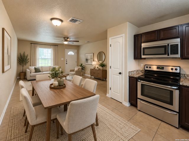 1221 N Navidad St Unit 1, San Antonio, TX 78207