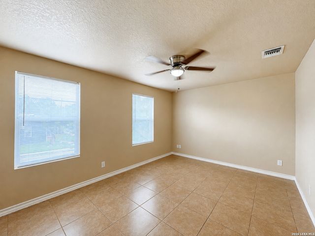 1221 N Navidad St Unit 1, San Antonio, TX 78207