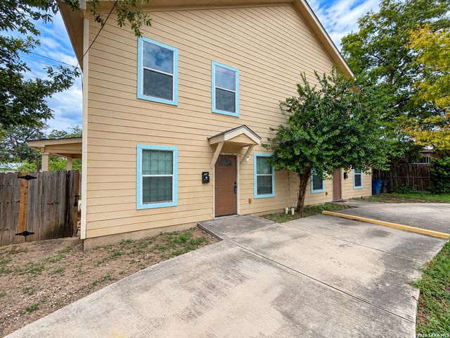 1221 N Navidad St Unit 1, San Antonio, TX 78207