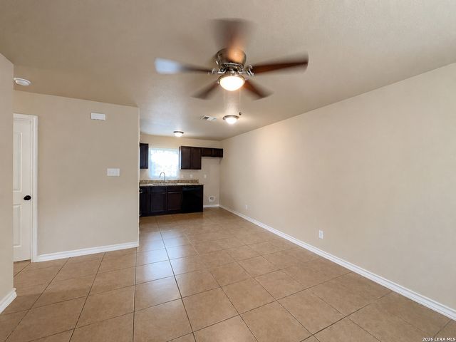 1221 N Navidad St Unit 1, San Antonio, TX 78207
