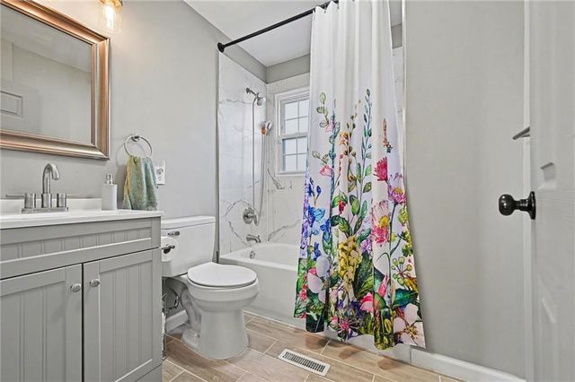 2720 N 52nd Street, Kansas City, KS 66104