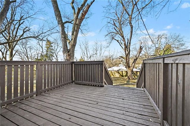 2720 N 52nd Street, Kansas City, KS 66104