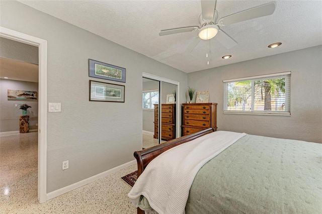 6000 BAYOU GRANDE BOULEVARD NE, St Petersburg, FL 33703