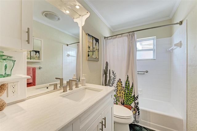 6000 BAYOU GRANDE BOULEVARD NE, St Petersburg, FL 33703