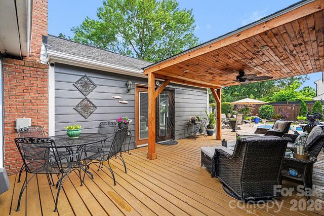 7319 Chatterbird Court, Charlotte, NC 28226