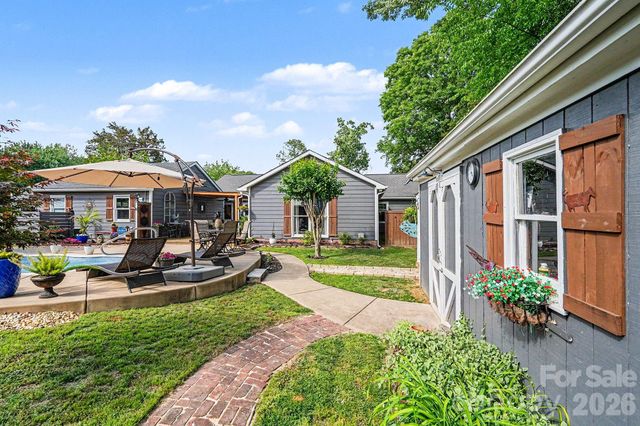 7319 Chatterbird Court, Charlotte, NC 28226