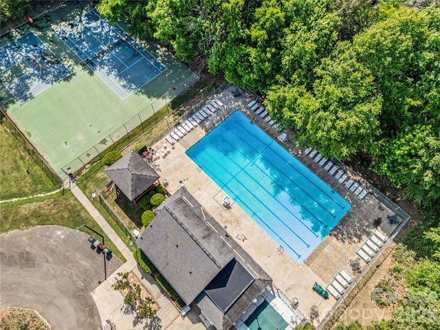 7319 Chatterbird Court, Charlotte, NC 28226
