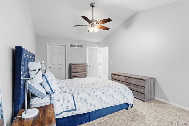 6158 Lismore Circle, Grand Blanc Charter Township, MI 48439