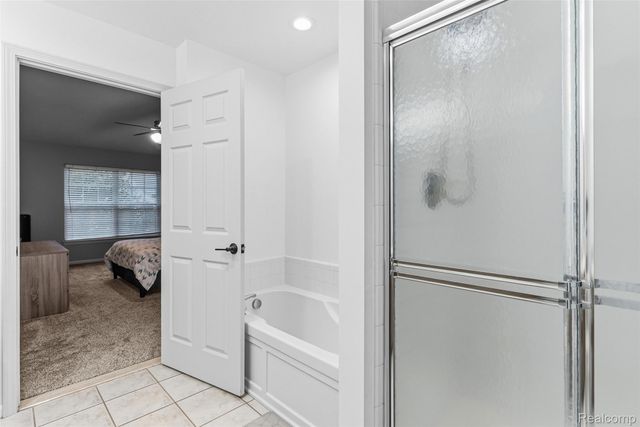 6158 Lismore Circle, Grand Blanc Charter Township, MI 48439