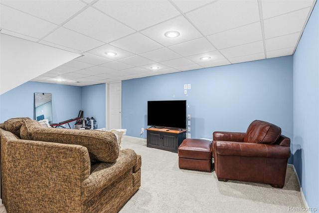 6158 Lismore Circle, Grand Blanc Charter Township, MI 48439