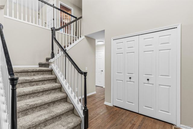 6158 Lismore Circle, Grand Blanc Charter Township, MI 48439