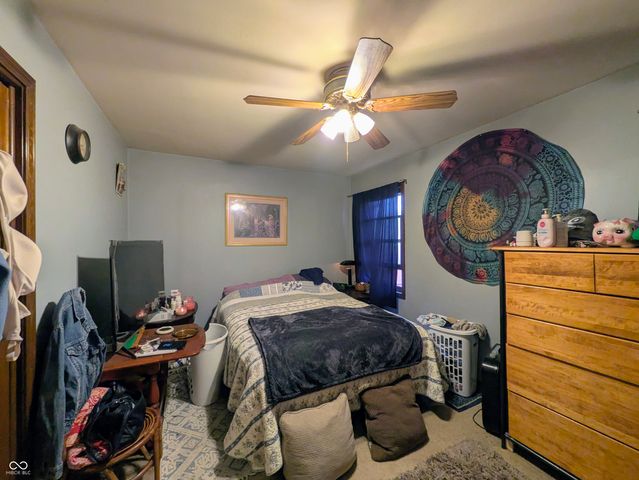 1905 Vinewood Drive, Columbus, IN 47203