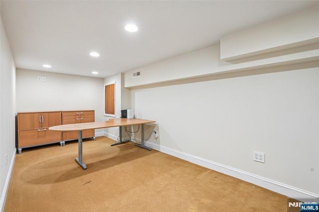 172 Concord Drive, River Edge, NJ 07661