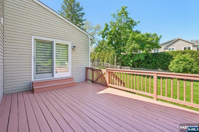 172 Concord Drive, River Edge, NJ 07661