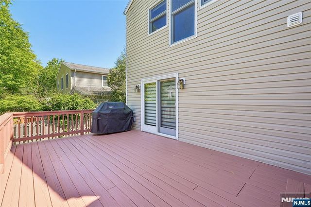 172 Concord Drive, River Edge, NJ 07661