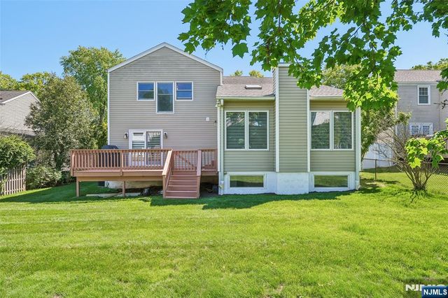 172 Concord Drive, River Edge, NJ 07661