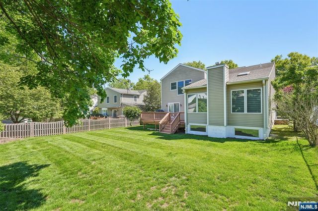 172 Concord Drive, River Edge, NJ 07661