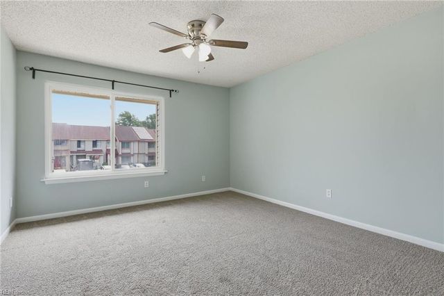 807 Tuition Drive DR, Virginia Beach, VA 23462