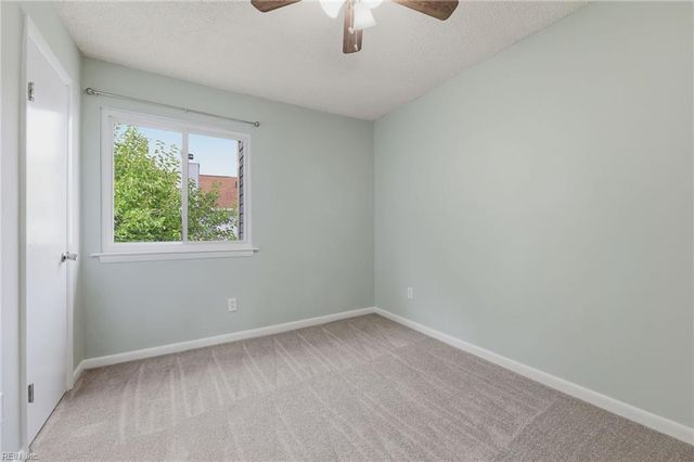 807 Tuition Drive DR, Virginia Beach, VA 23462
