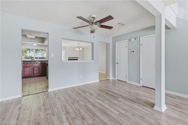 807 Tuition Drive DR, Virginia Beach, VA 23462