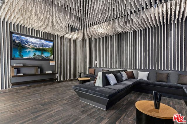 3460 W 7th Street 905, Los Angeles, CA 90005