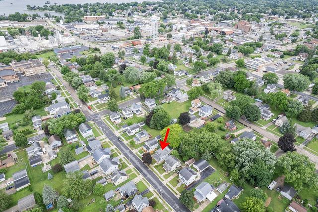 212 James STREET, Beaver Dam, WI 53916