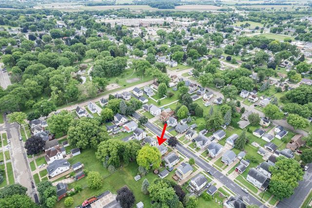 212 James STREET, Beaver Dam, WI 53916