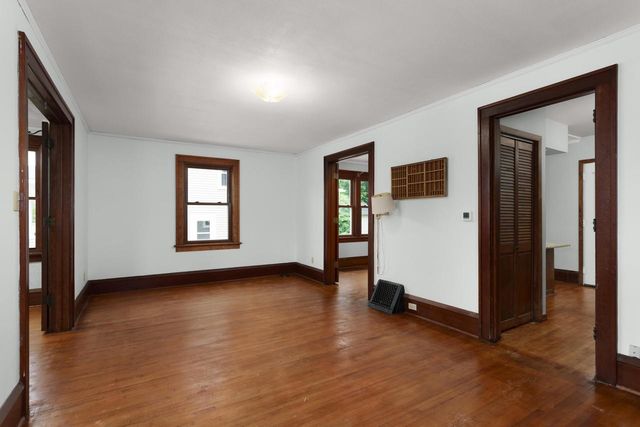 212 James STREET, Beaver Dam, WI 53916