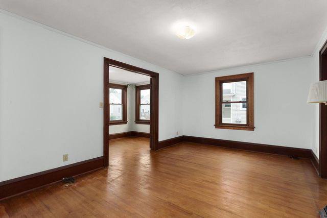 212 James STREET, Beaver Dam, WI 53916