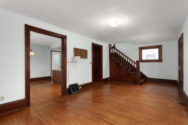 212 James STREET, Beaver Dam, WI 53916