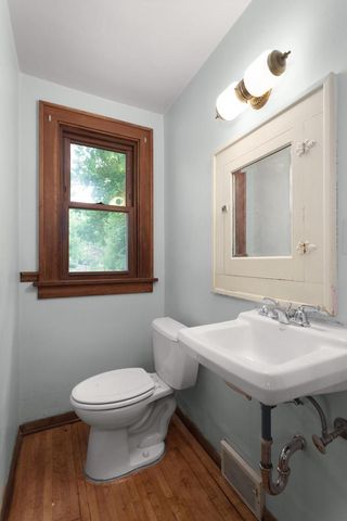 212 James STREET, Beaver Dam, WI 53916