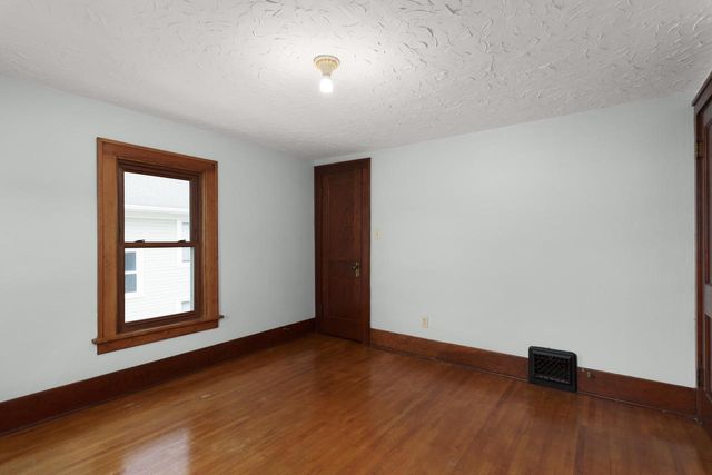 212 James STREET, Beaver Dam, WI 53916