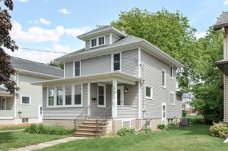 212 James STREET, Beaver Dam, WI 53916